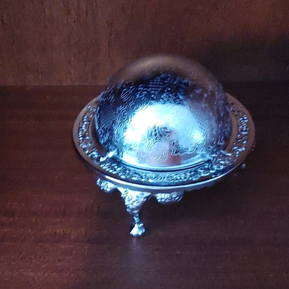 Vintage Ornate Trinket Dish - Picture 2 of 11